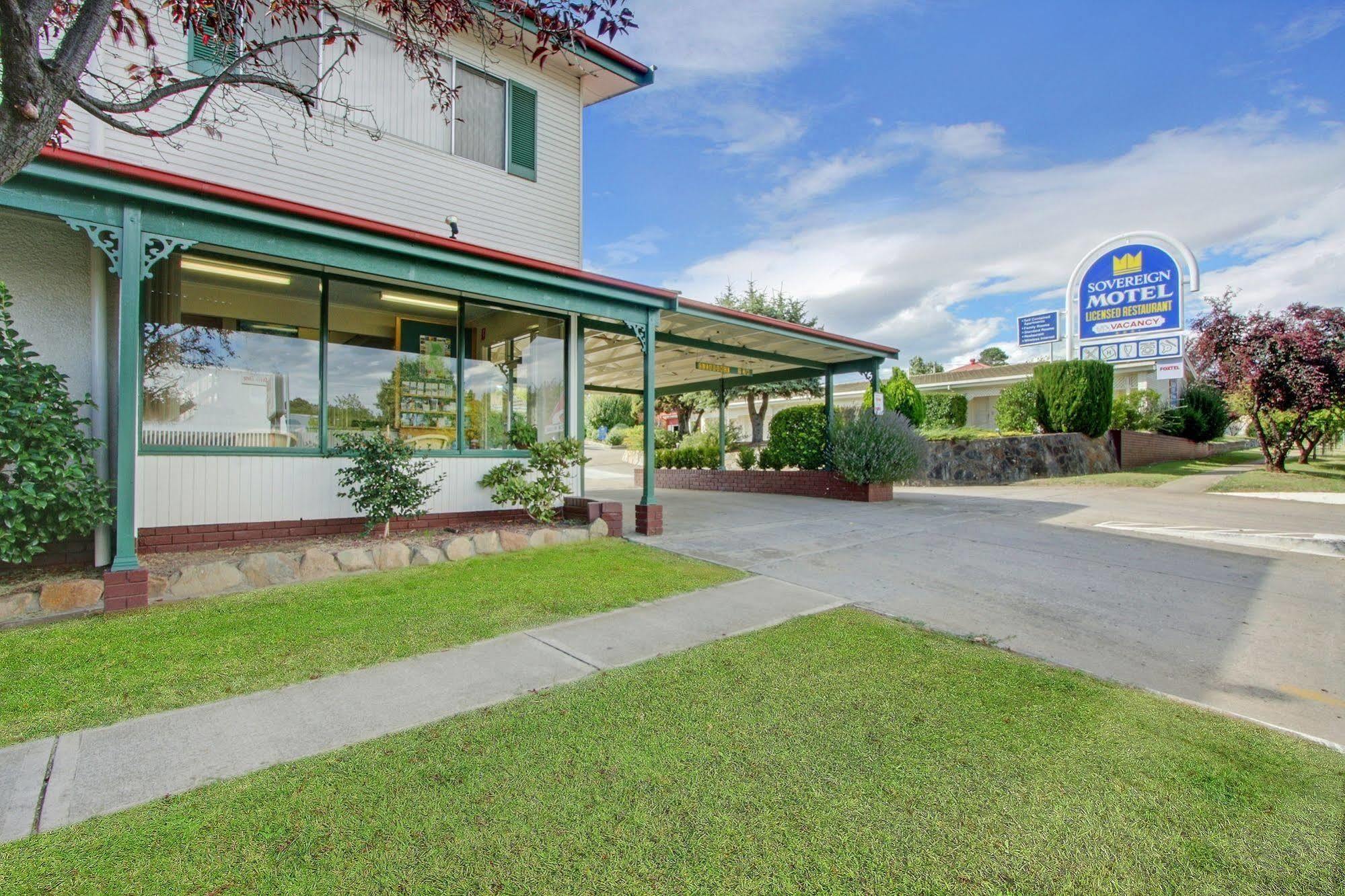 Redhill Cooma Motor Inn Kültér fotó